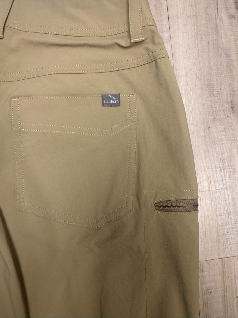 L.L.Bean No Fly Zone Hiking Pants Khaki Women’s 2 Petite - Picture 4 of 10